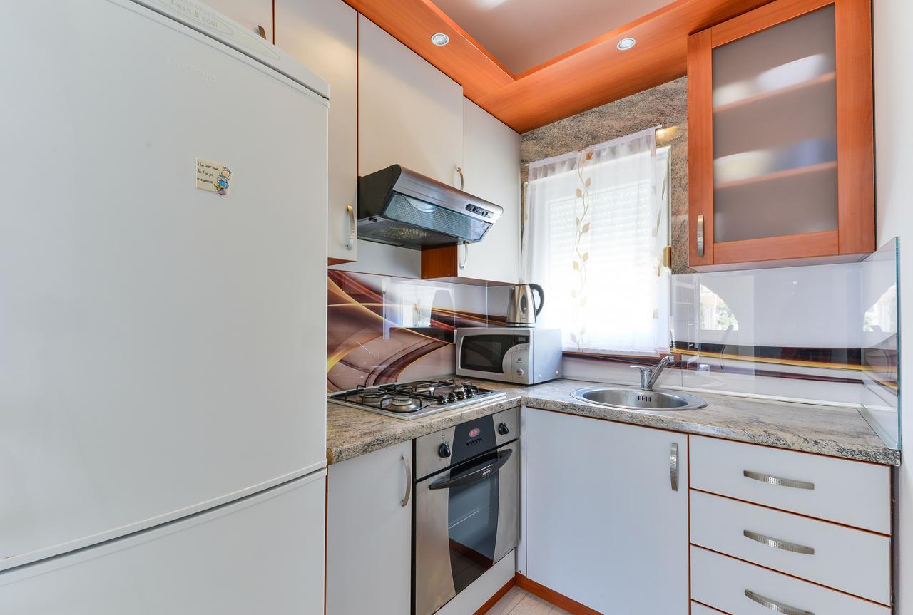 Apartments Lucica Вир Екстер'єр фото